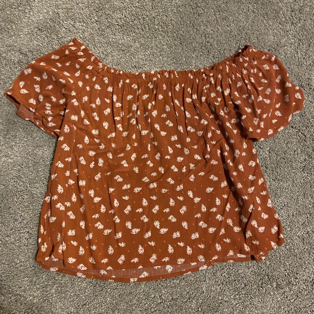 Floral Top in Rust from Rewind - Picture 5 of 5